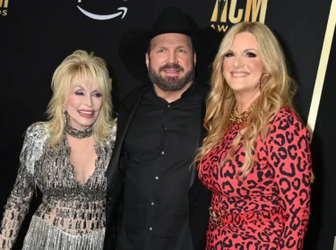 Garth Brooks’ Daughter Branded ‘Narcissistic’ Over ‘Gross’ Dolly Parton Tribute