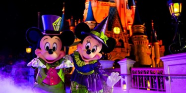 PHOTOS: Mickey and Minnie Debut Spooktacular New Halloween Outfits at Disneyland Resort