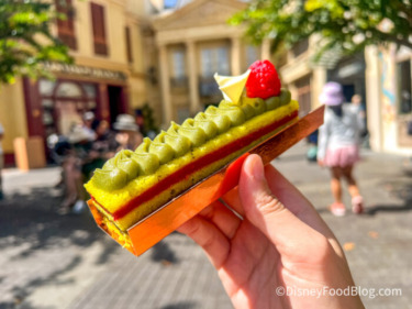 2026 wdw epcot world showcase france pavilion les halles pistachio raspberry cake 6