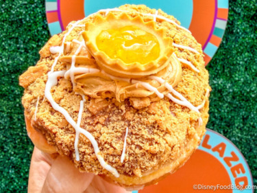 REVIEW: Pie Donuts Exist In Disney World, And We Couldn’t Be Happier