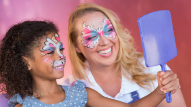 Face painting kiosks at disney springs permantely closing