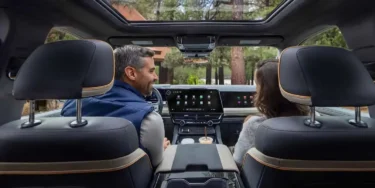 General motors adopts carplay compromise on two truck models