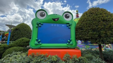 New toy story 5 lilypad installed at alien swirling saucers in hollywood studiosnew toy story 5 lilypad installed at alien swirling saucers in hollywood studios 2