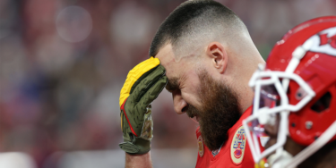 Travis kelce facepalm
