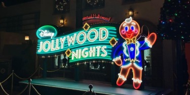 Jollywood nights sign