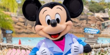 Mickey mouse typhoon lagoon