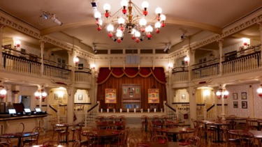 Wdw mk diamond horseshoe