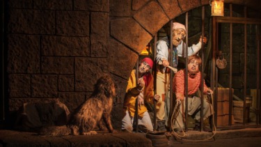 Wdw mk pirates of the caribbean stock
