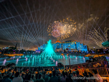 Dfb celestial goodnight fireworks show celestial park epic universe universal orlando pxl 20260708 010331150 4080 x 3072 1